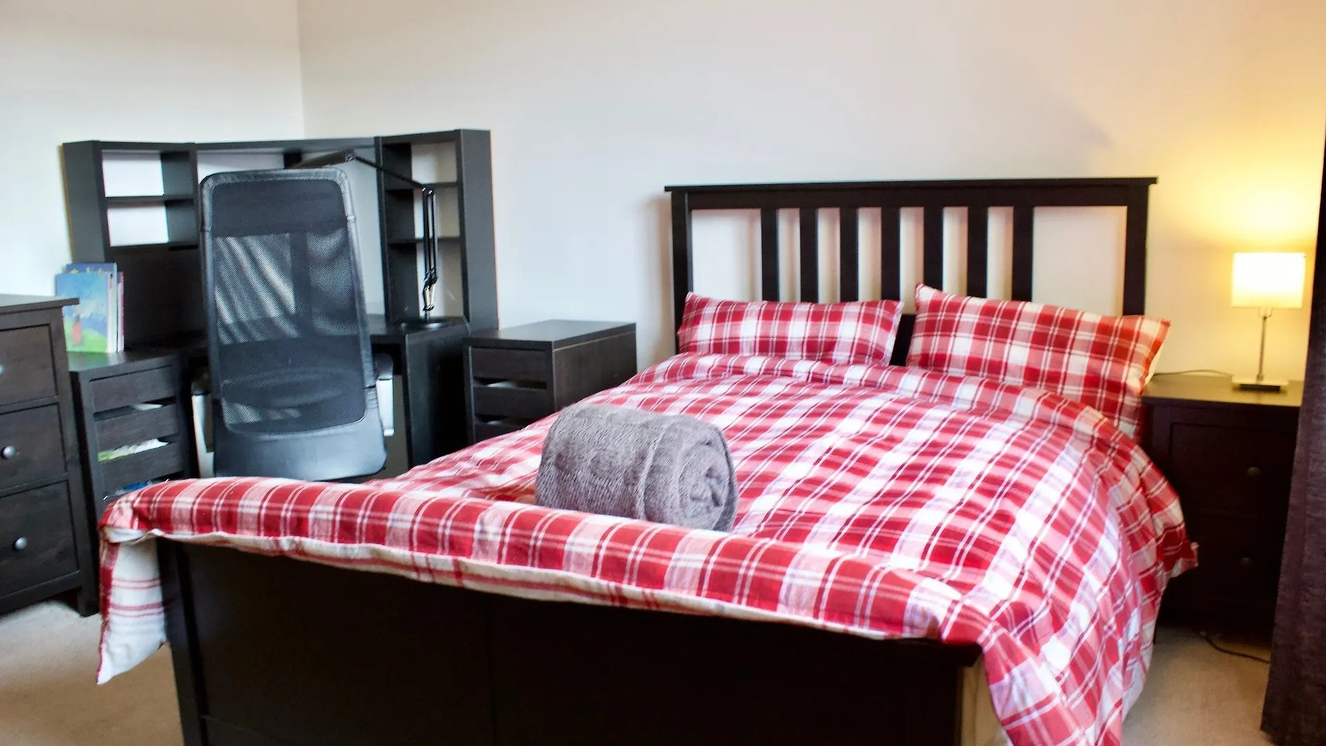 2 Bedroom Flat In Leafy Morningside Edinburgh
